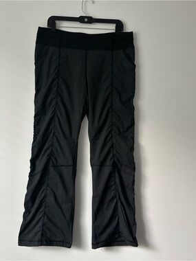 Lucy Studio Pants Size L Cinch Cuff Ruched Black Lightweight Nylon Spandex Dance